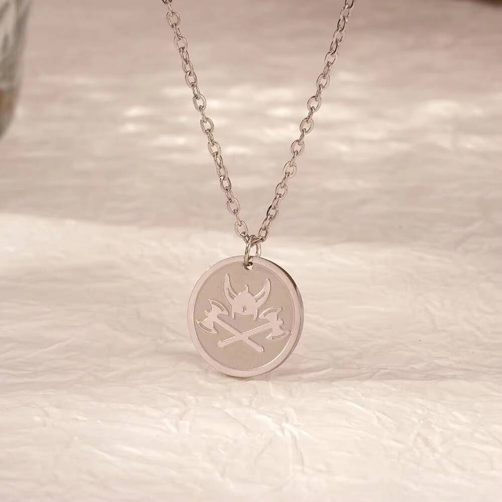 Gold Plated Viking Axe Pendant - đánh giá và giá Coin Necklace Delicate