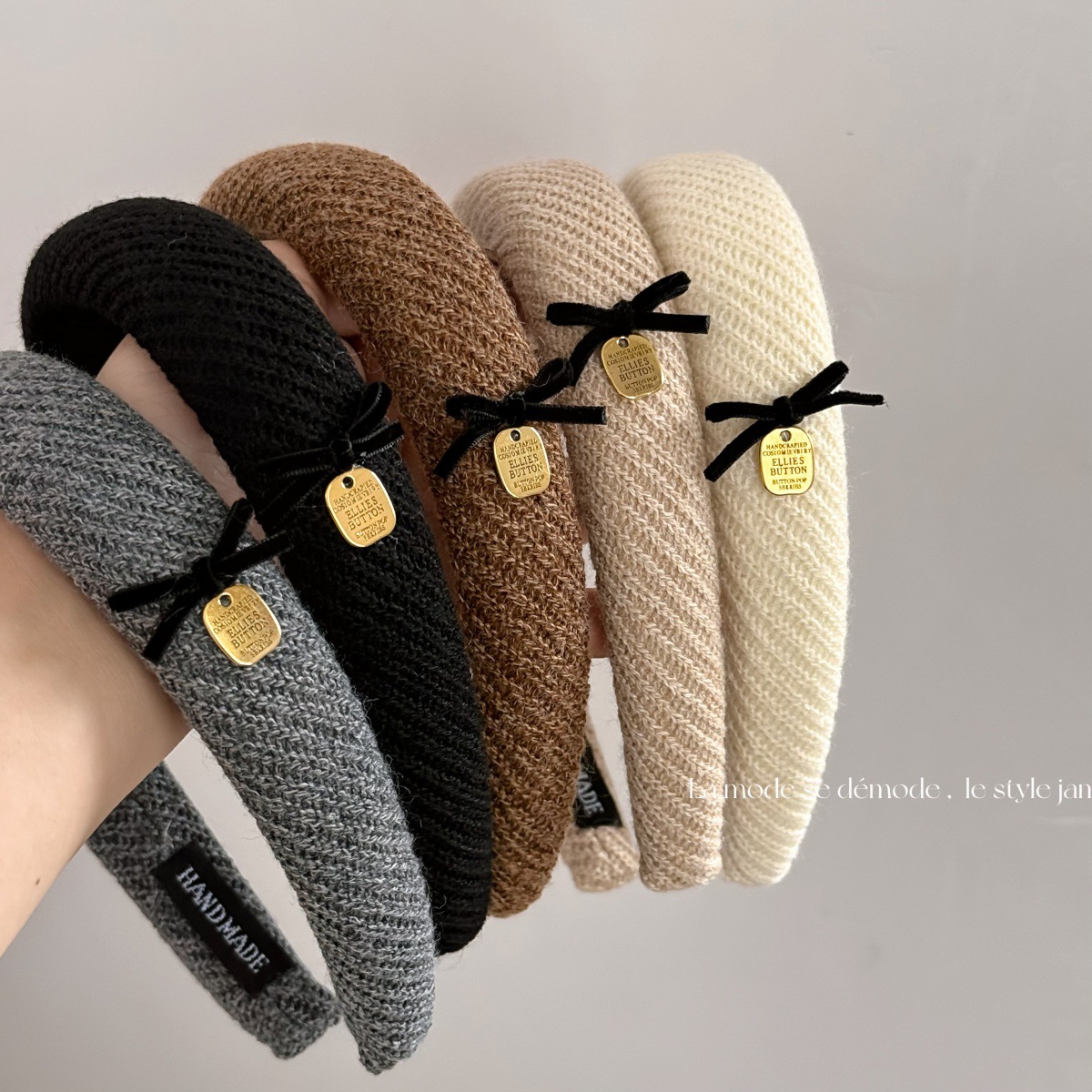 Brand New Gentle brown fabric  - đánh giá và giá Accessories Brand For Women
